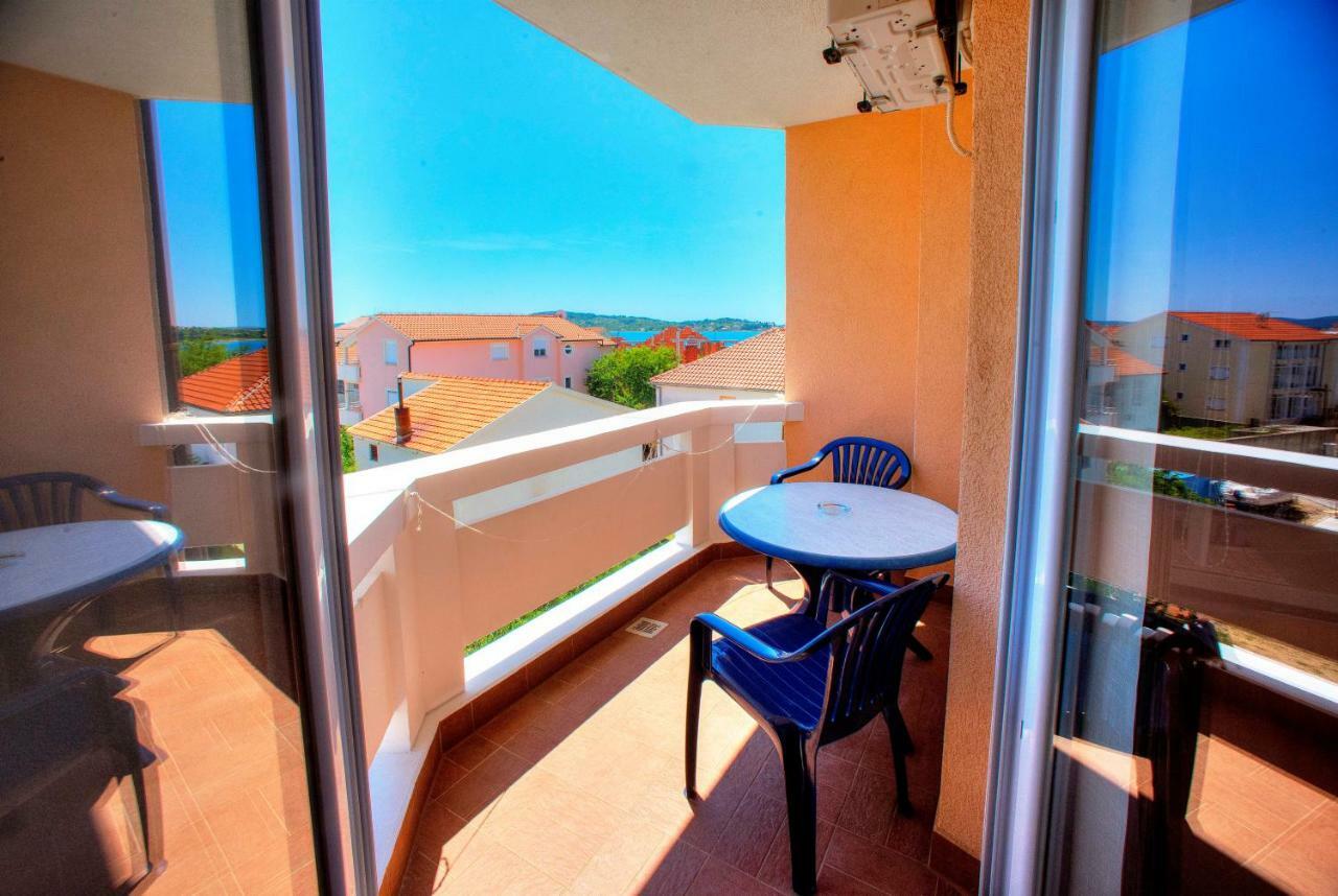 Villa D&I Srima Extérieur photo